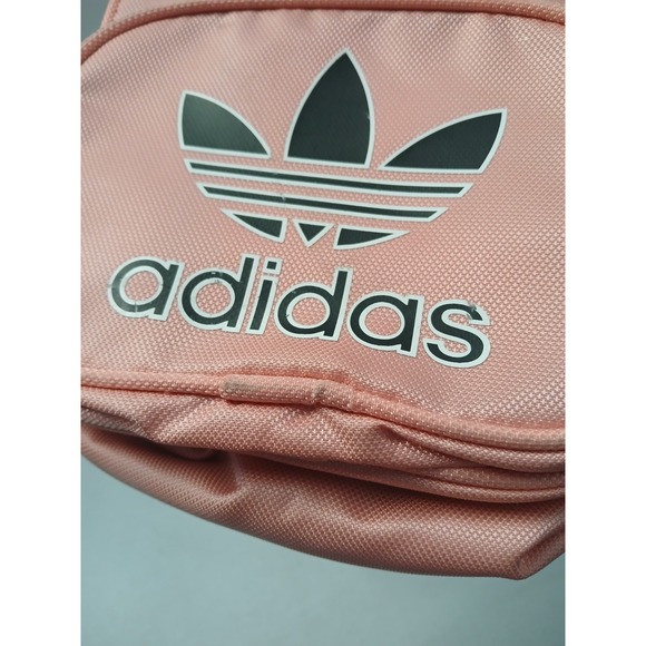 ADIDAS Woman Pink BACKPACK PURSE Adjustable Straps Zip Pockets Logo Lightweight - Picture 3 of 5
